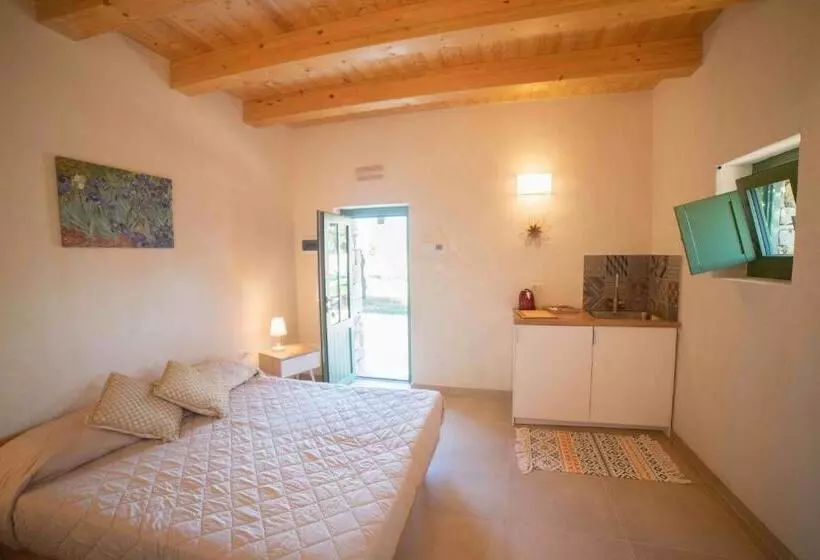 ペンション Il Fiore Della Vita Trulli Country House