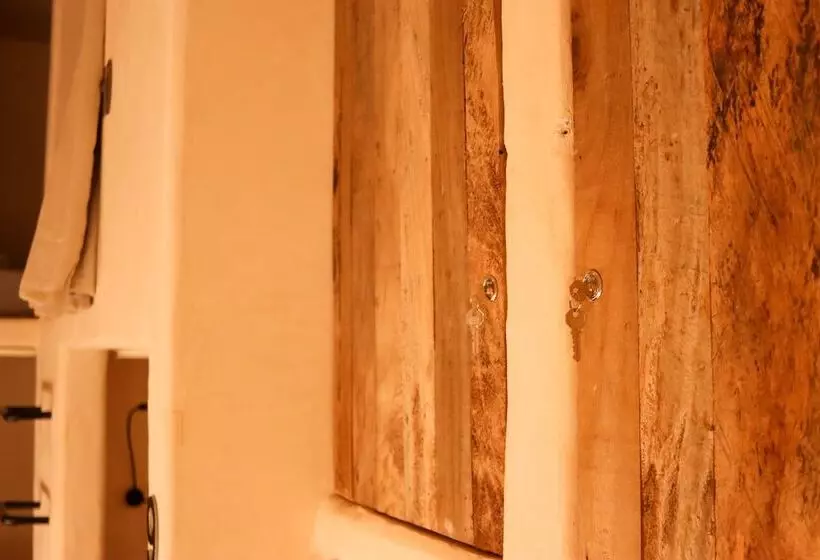 Secret Beach Hostel