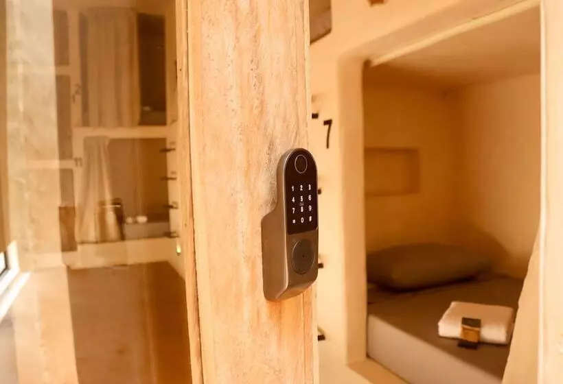Secret Beach Hostel
