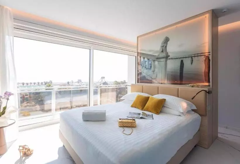 ホテル Ambasciatori Suite