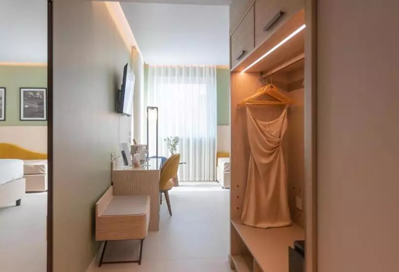 ホテル Ambasciatori Suite
