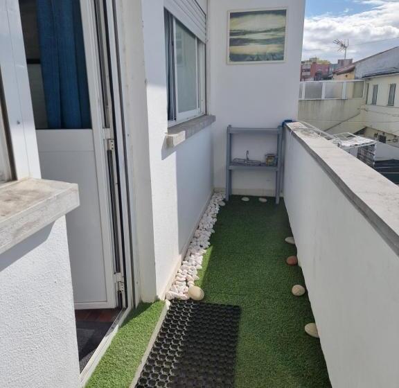 بنسيون Beach Life Caparica