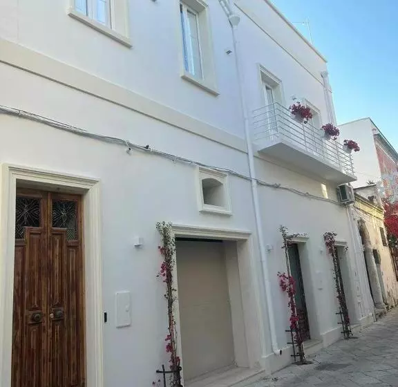 Majatalo Palazzo  800 : Pastine