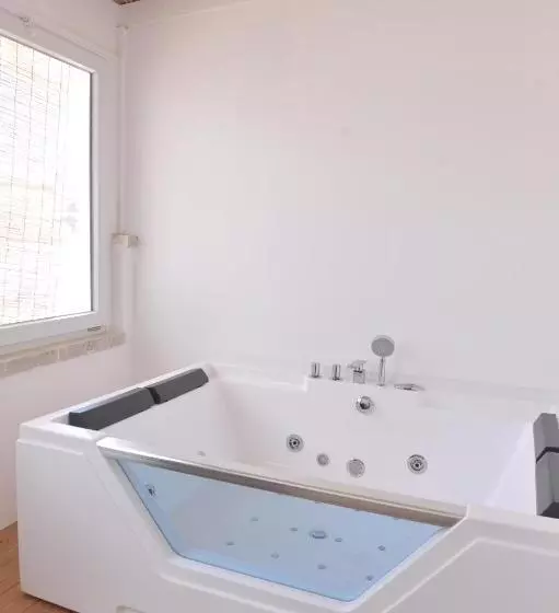 Majatalo Palazzo  800 : Pastine