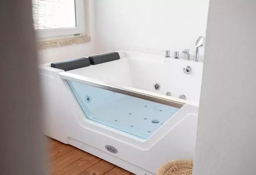 Majatalo Palazzo  800 : Pastine