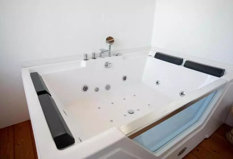 Majatalo Palazzo  800 : Pastine