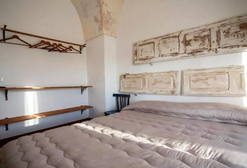 Majatalo Palazzo  800 : Pastine