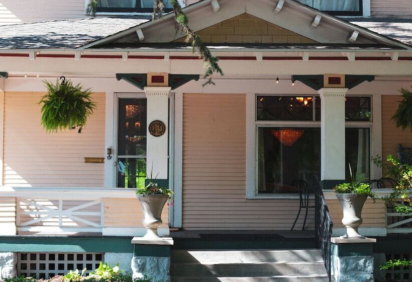 تختخواب و صبحانه Marianna Stoltz House