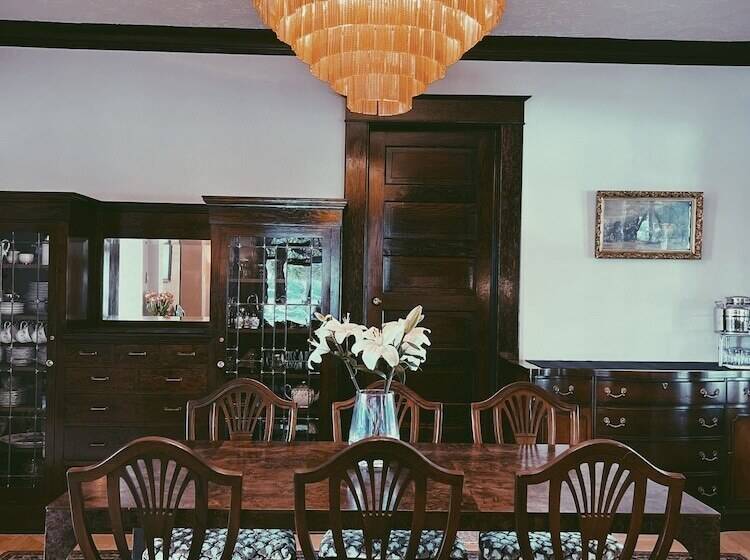 تختخواب و صبحانه Marianna Stoltz House