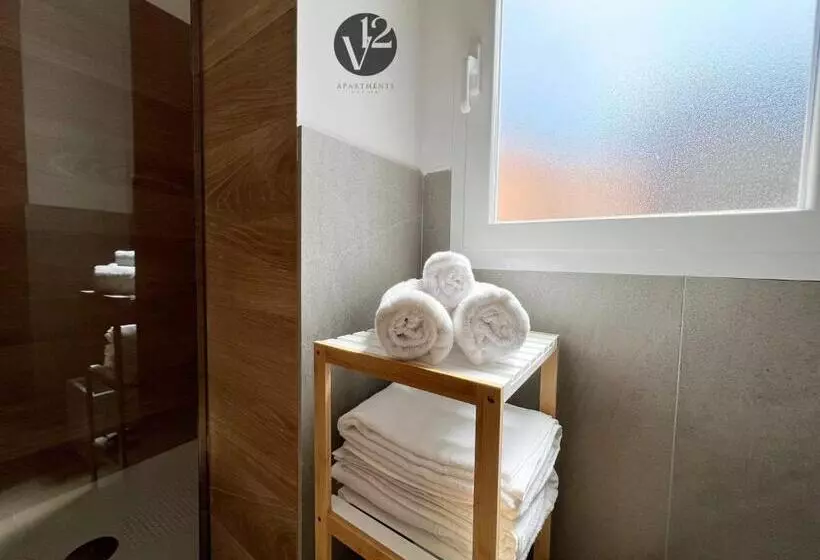 Aamiaismajoitus (B&B) V12 Apartments Puglia Modugno