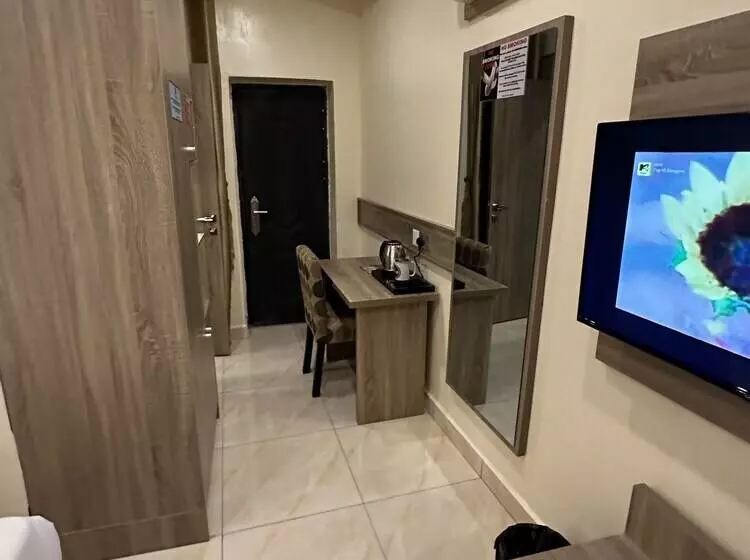هتل Moz One Executive Guest Rooms Tourggourt