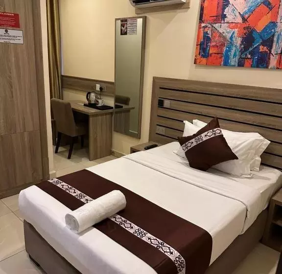 هتل Moz One Executive Guest Rooms Tourggourt