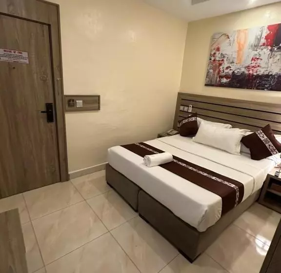 هتل Moz One Executive Guest Rooms Tourggourt