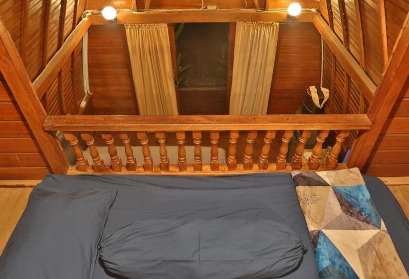 Отель Narwastu Hills