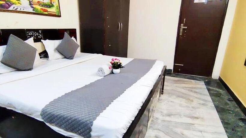 Hotel Nirvana Residency East Of Kailash