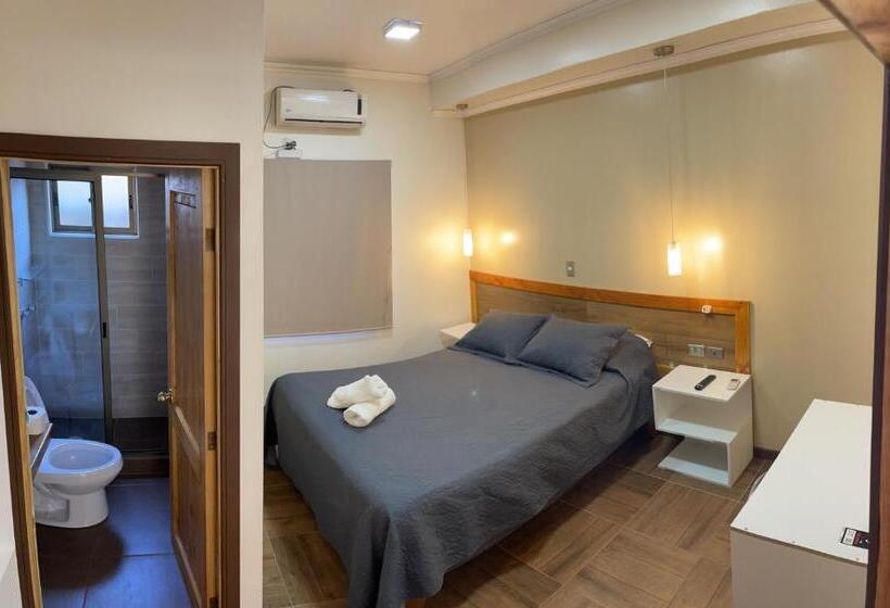 ホテル Residencial Victoria Said Deluxe