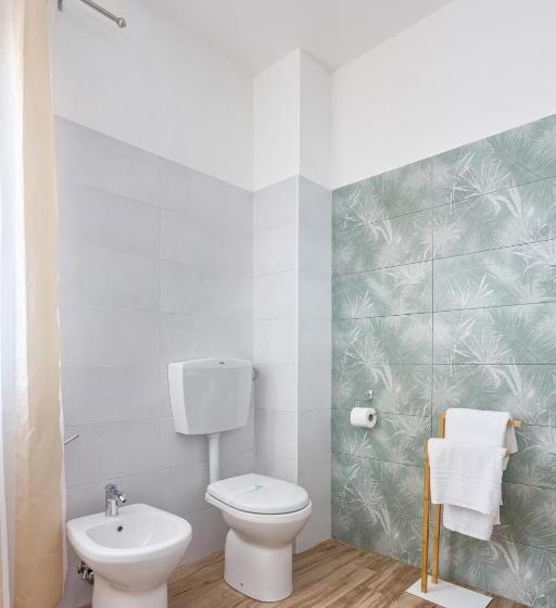 بنسيون Lanterna Del Delta Guest House