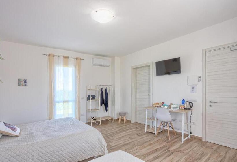 بنسيون Lanterna Del Delta Guest House