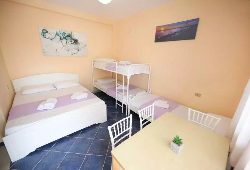 ペンション Vila Feliz   Premium Rooms With Free Private Parking