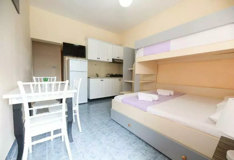 ペンション Vila Feliz   Premium Rooms With Free Private Parking