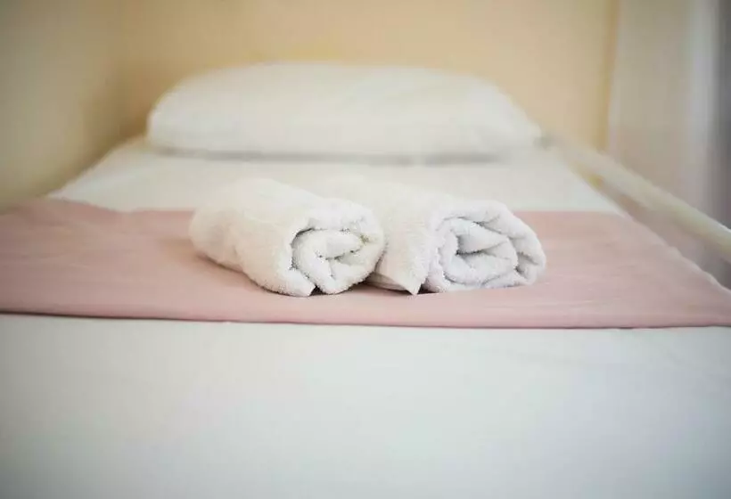 ペンション Vila Feliz   Premium Rooms With Free Private Parking