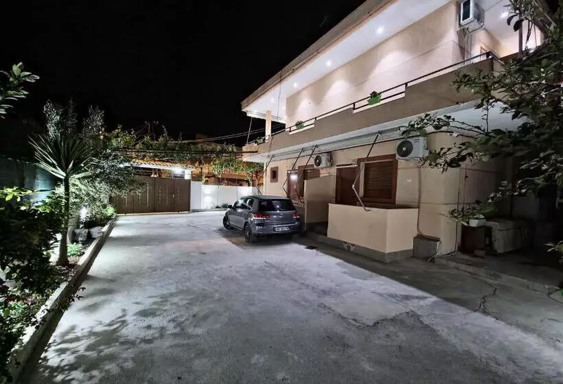 ペンション Vila Feliz   Premium Rooms With Free Private Parking