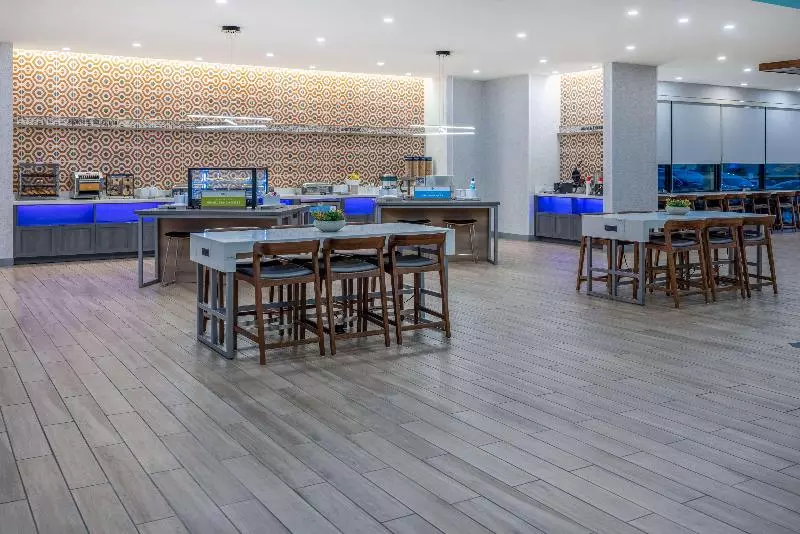 ホテル Tru By Hilton Pensacola Airport Medical Center