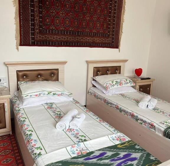 پانسیون Ismail Somoni Guesthouse