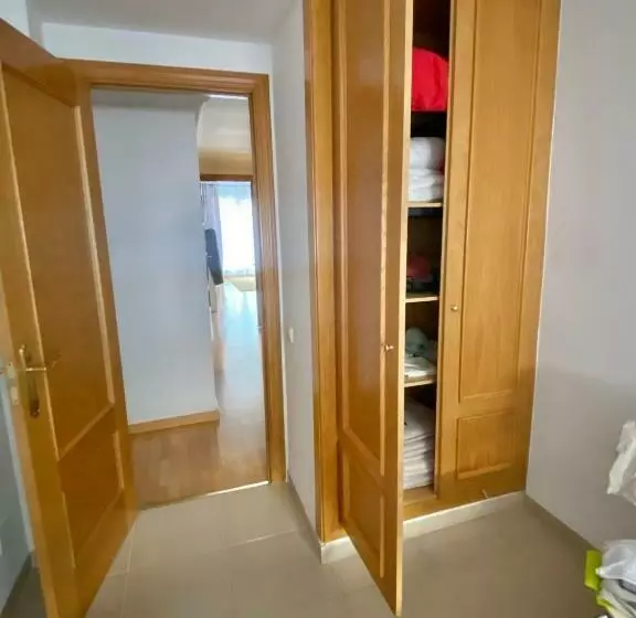 پانسیون Roni Rooms
