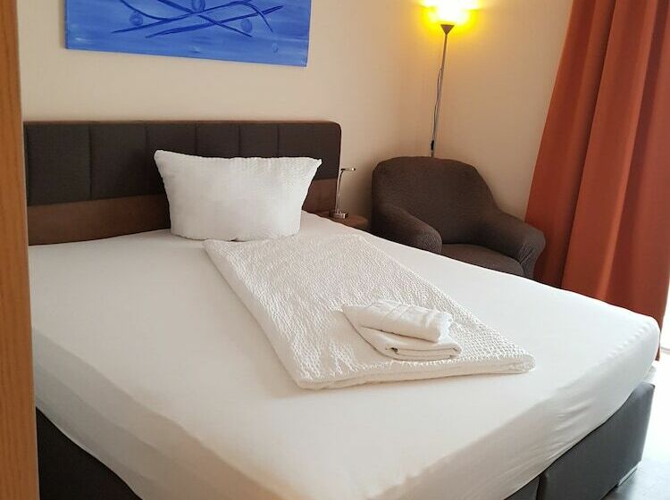 בית מלון כפרי Ackermann