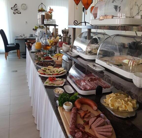 בית מלון כפרי Ackermann