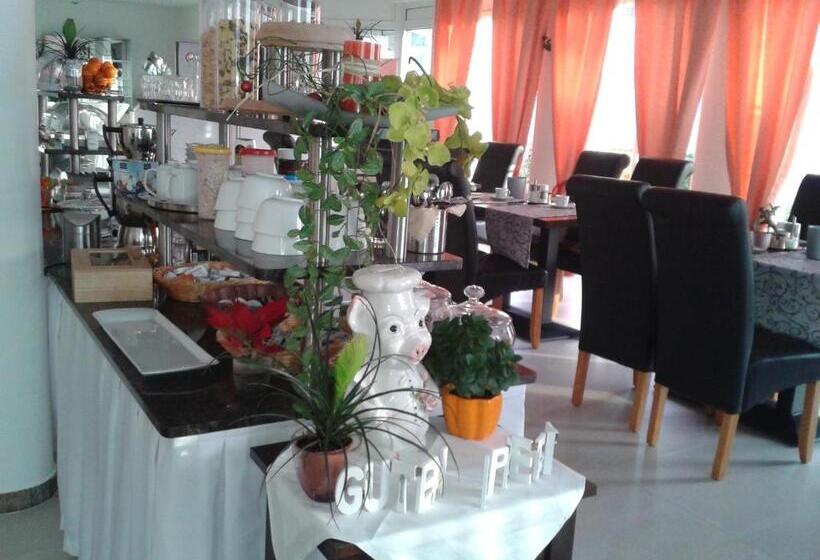 בית מלון כפרי Ackermann