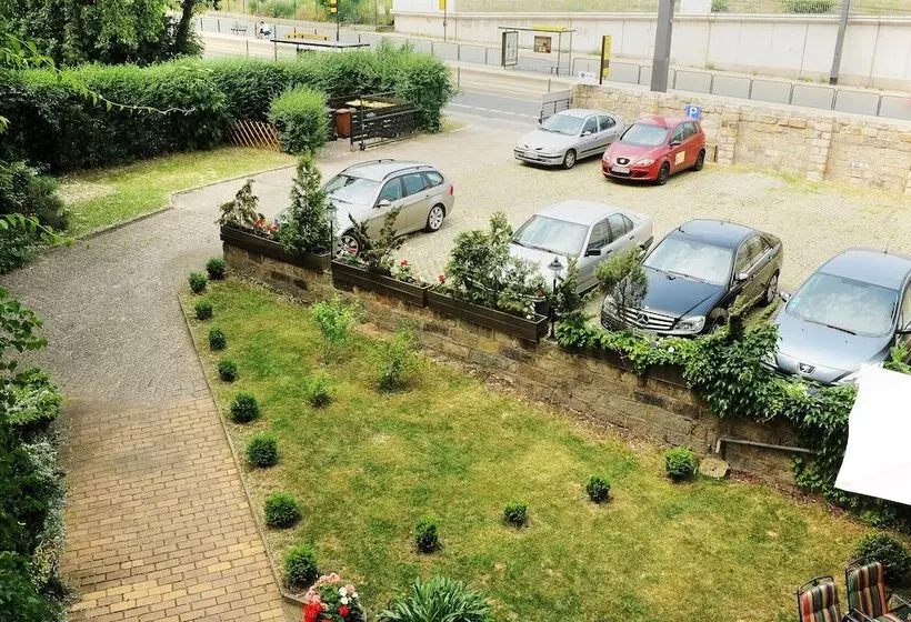 هتل Apartmenthaus Stadt Metz