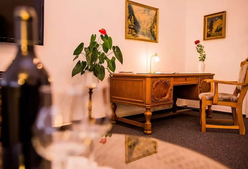 هتل Apartmenthaus Stadt Metz