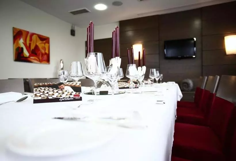 ホテル Feckl's Apart