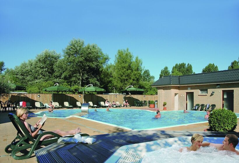 Отель Ferienwohnungen Wulfener Hals