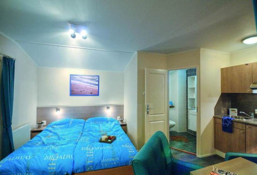 Отель Ferienwohnungen Wulfener Hals