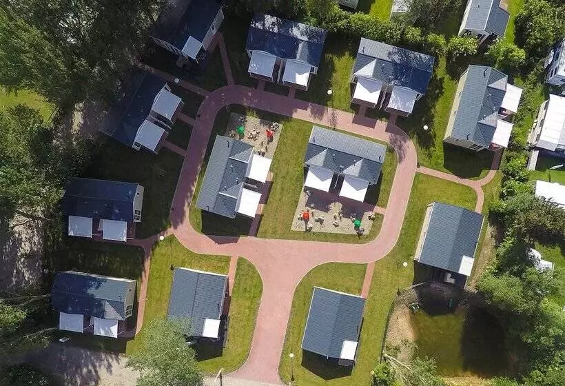 ホテル Ferienwohnungen Wulfener Hals