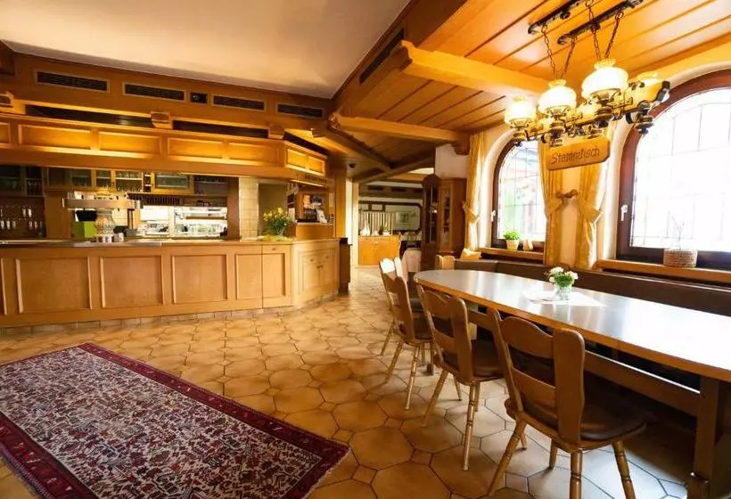 ホテル Gasthaus Zum Rössel Lichtenau