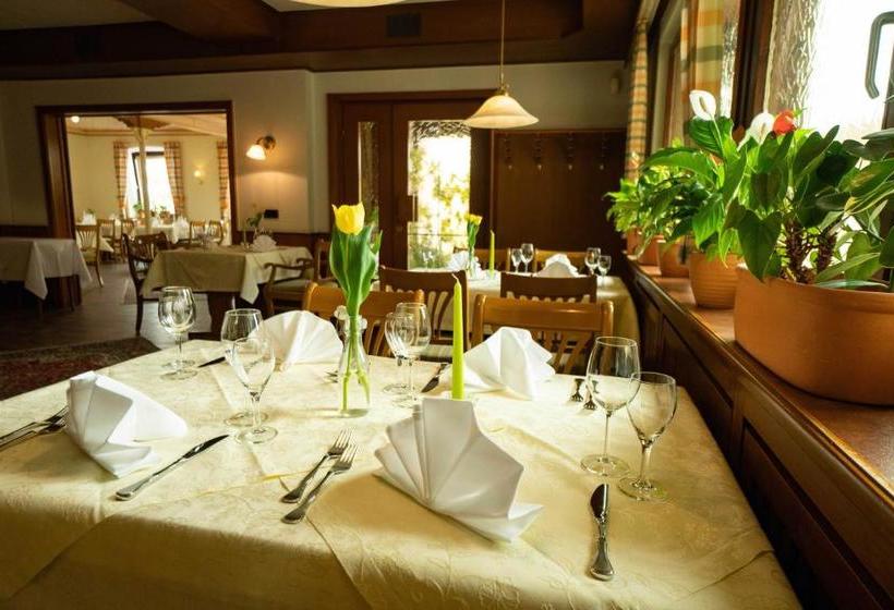 酒店 Gasthaus Zum Rössel Lichtenau