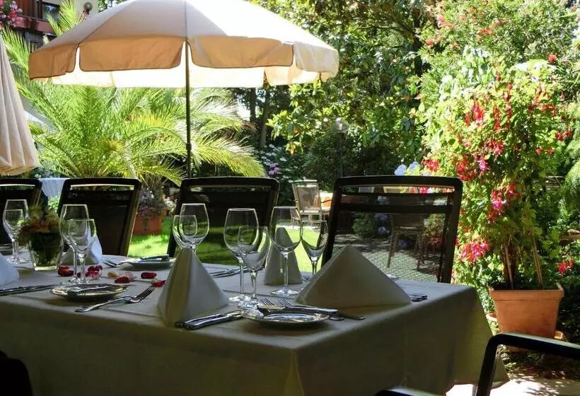 ホテル Gasthaus Zum Rössel Lichtenau