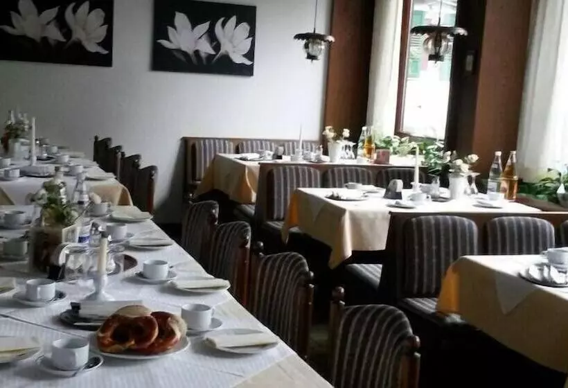 Hotelli Gasthof Ratstube