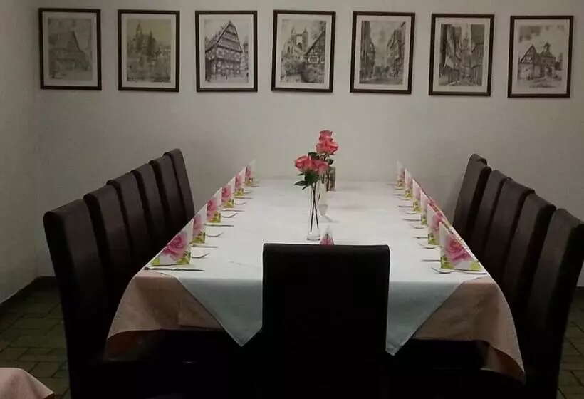 Hotelli Gasthof Ratstube