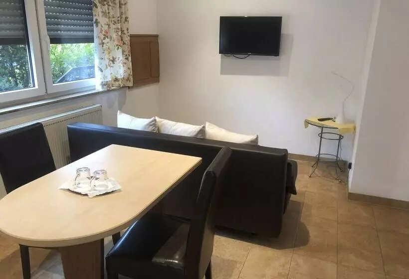 Hotelli Gasthof Ratstube