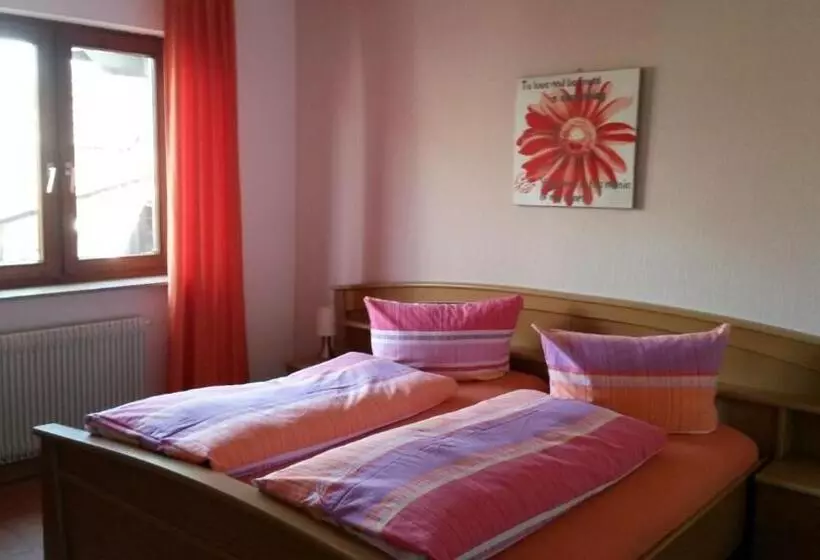 Hotelli Gasthof Ratstube