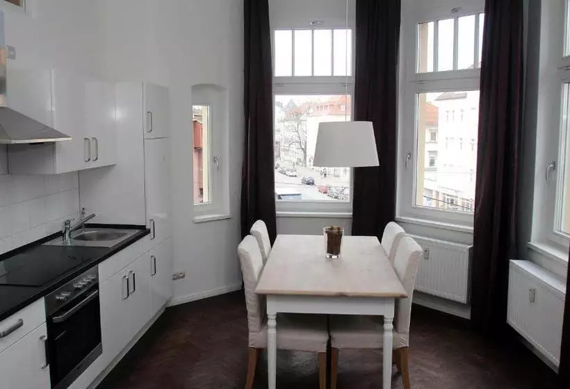 هتل Haus Königsbrücker