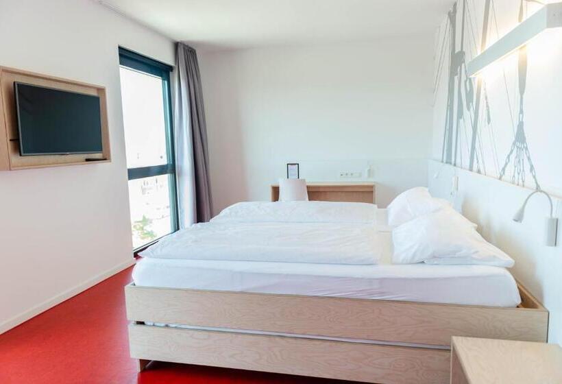 هتل Havenhostel Cuxhaven