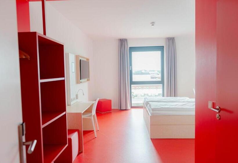 هتل Havenhostel Cuxhaven