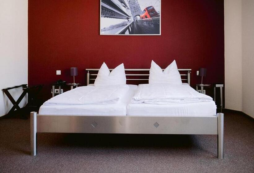 Отель Landgasthof Zur Alten Scheune