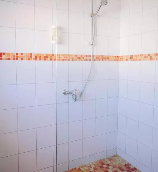 هتل Landgasthof Zur Alten Scheune